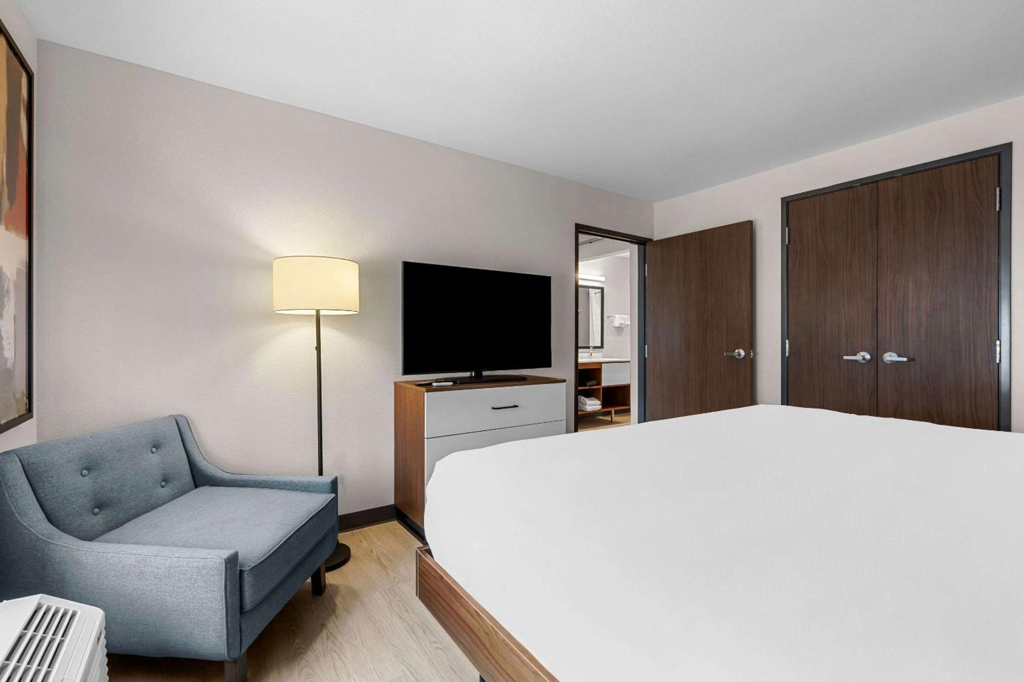 Everhome Suites Fayetteville Near Fort Bragg Eksteriør bilde